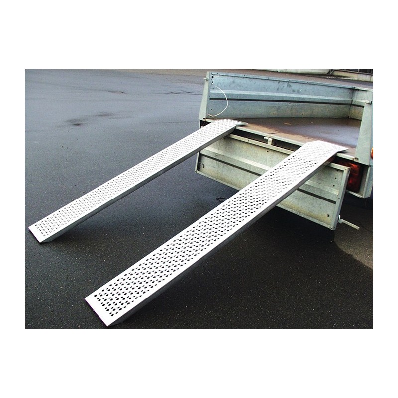 Rampe de chargement 400 kg sans bord L. 1500 mm l. surfaces roulement 195 mm largeur des rails 215 mm Rampe de chargement 400 kg sans bord L. 1500 mm l. surfaces roulement 195 mm largeur des rails 215 mm