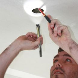 Lampe stylo à LED WORK PEN 200 R 20-200 lm Li-Ion SCANGRIP